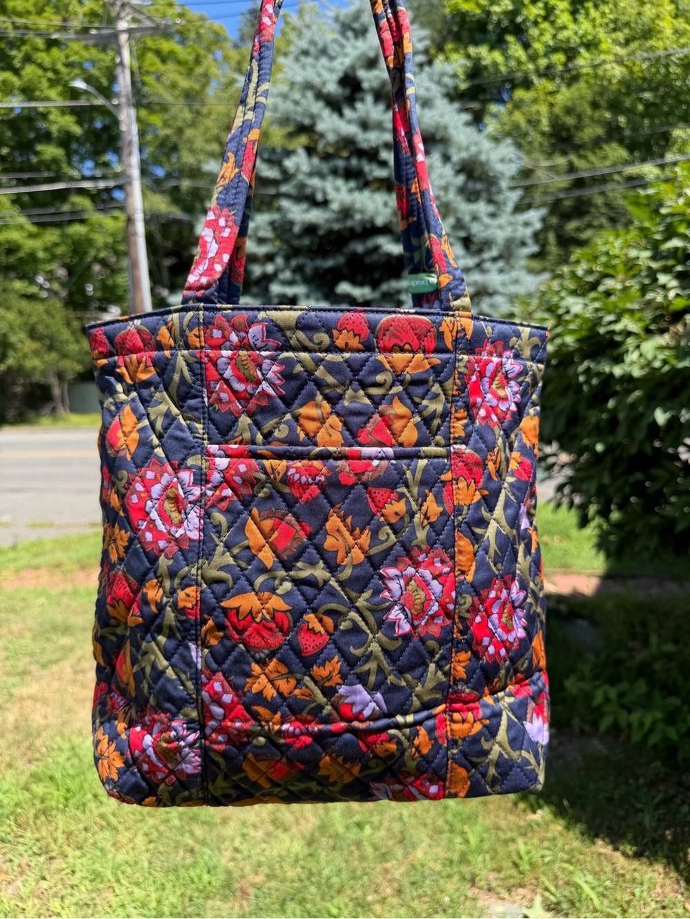 🍂 🍓🌼Vera Bradley Midnight Garden Vines Tote – New With Original Tags - Picture 5 of 6